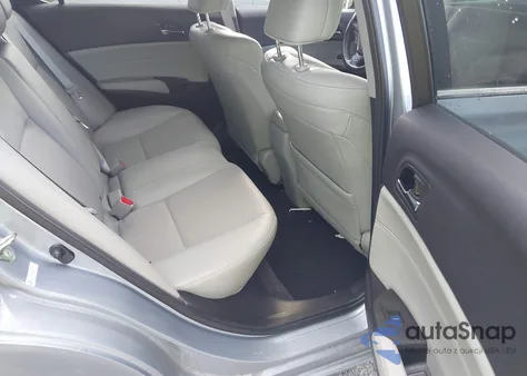 2016 Acura Ilx Premium Package/Technology Plus Package z USA, uszkodzony, nr VIN 19UDE2F7XGA011113